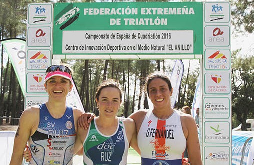 podium-elite-femenina_cuadriatlon_2016-508x330